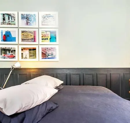 Large&bright Apartment, Paris, Montmartre-opéra, Picturesque Rue Des Martyrs Hotel *